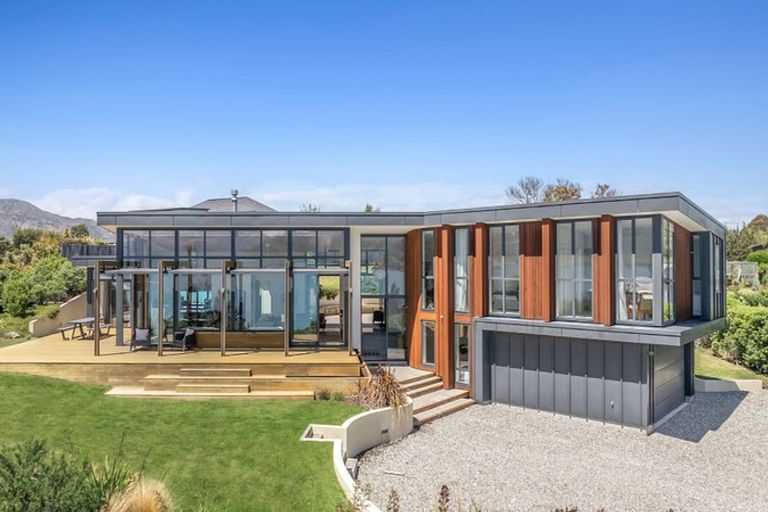 Photo of property in 35 Skinner Crescent, Lake Hawea, 9382