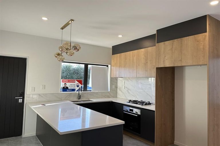 Photo of property in 103b Grove Road, Papakura, 2110