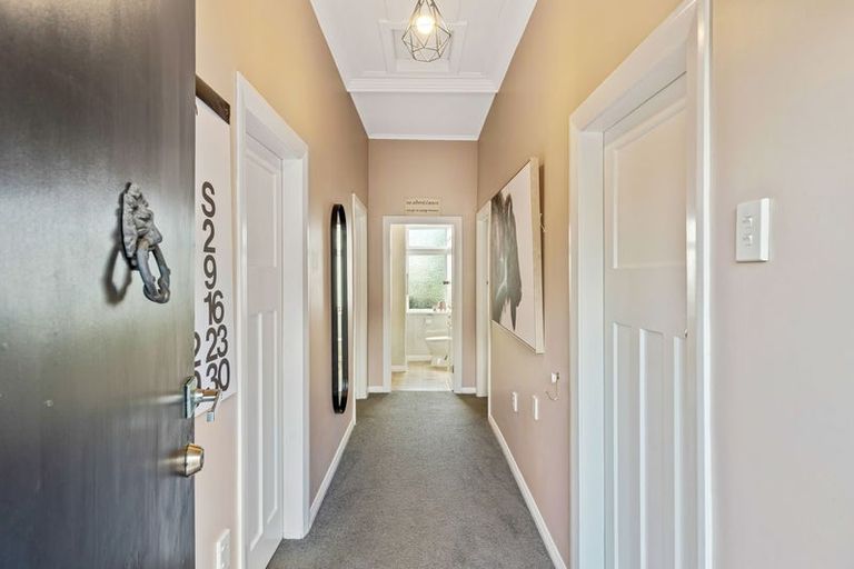 Photo of property in 19 Cole Street, Caversham, Dunedin, 9012