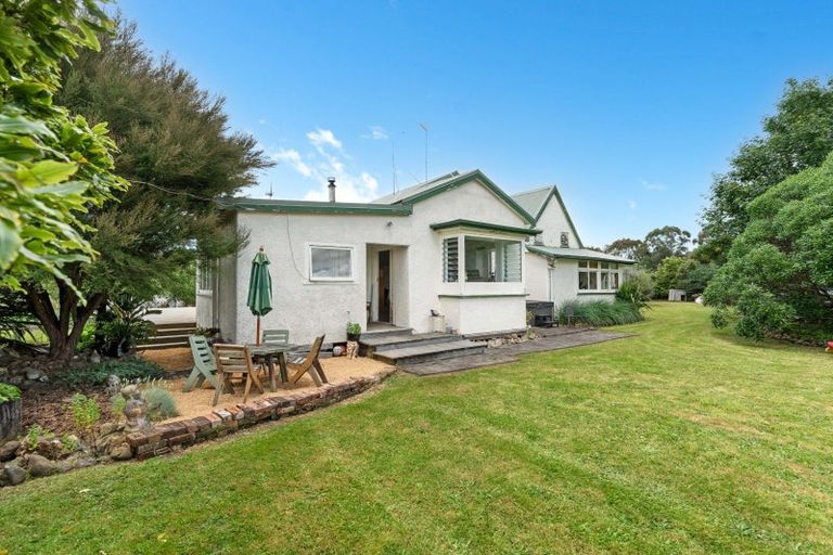 Photo of property in 56 Parkers Road, West Taratahi, Carterton, 5791
