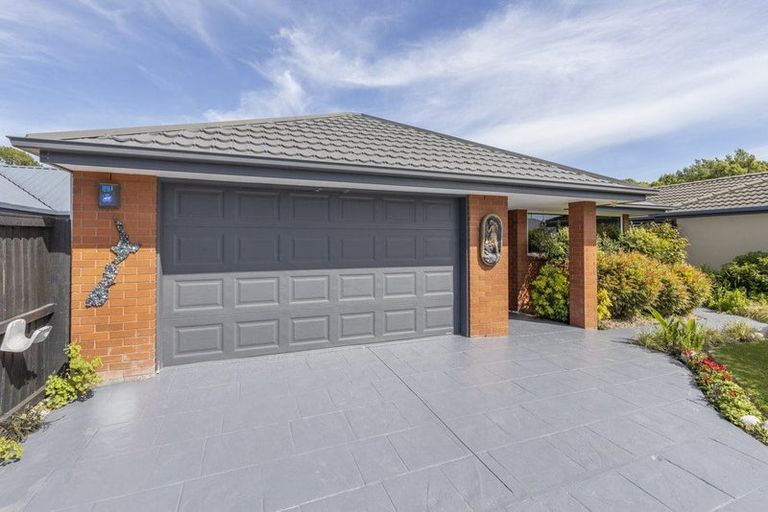 Photo of property in 13 Matawai Close, Rangiora, 7400