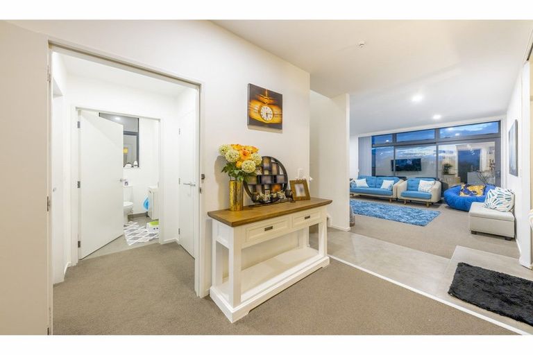 Photo of property in 49 Battalion Drive, Papakura, 2110