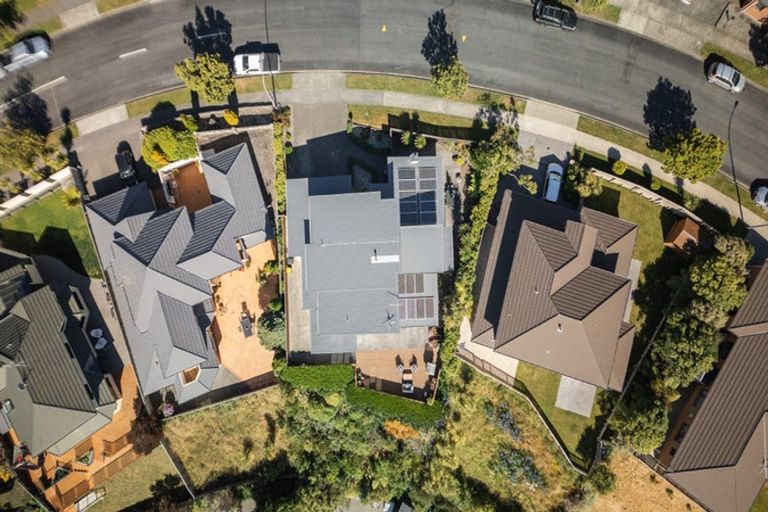 Photo of property in 58 Amesbury Drive, Churton Park, Wellington, 6037