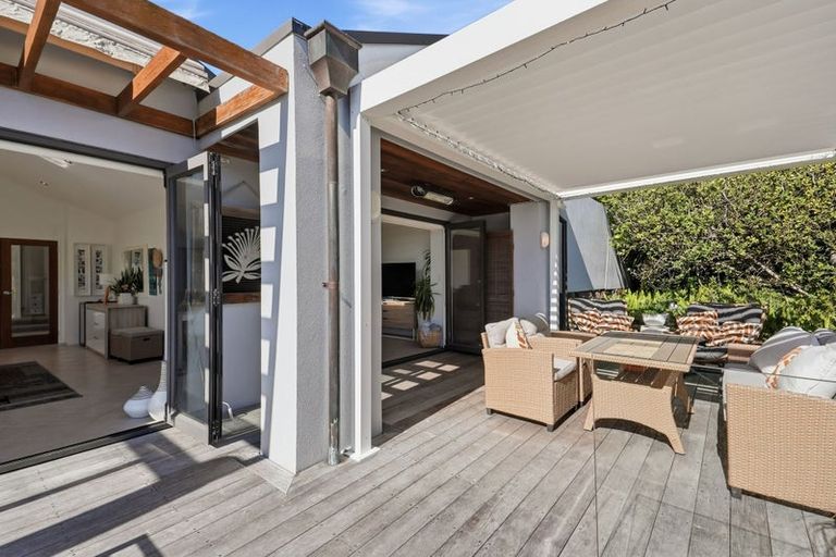 Photo of property in 32a Castor Bay Road, Castor Bay, Auckland, 0620