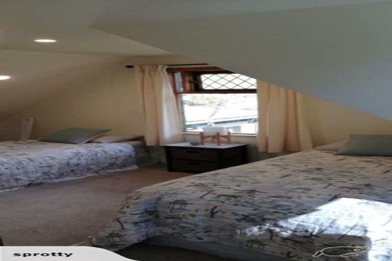 Photo of property in 30 Shakespeare Road, Bluff Hill, Napier, 4110