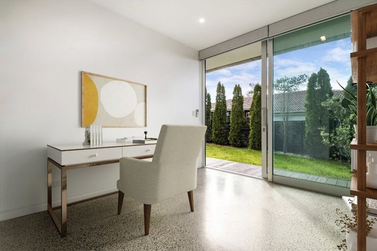 Photo of property in 451 East Coast Road, Murrays Bay, Auckland, 0630