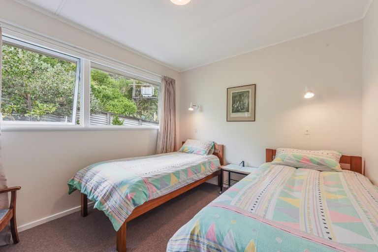 Photo of property in 8 Seaview Crescent, Picton, 7220