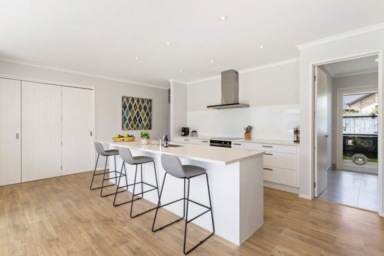 Photo of property in 3 Kuawa Drive, Kumeu, 0810