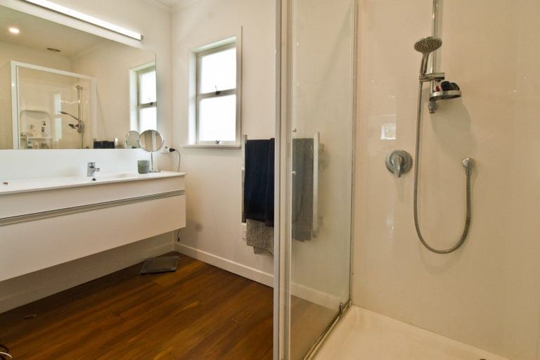 Photo of property in 53 Hutchinsons Road, Bucklands Beach, Auckland, 2014