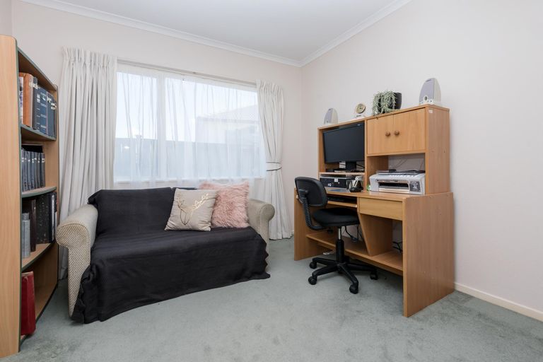 Photo of property in 3 Belsera Court, Northpark, Auckland, 2013