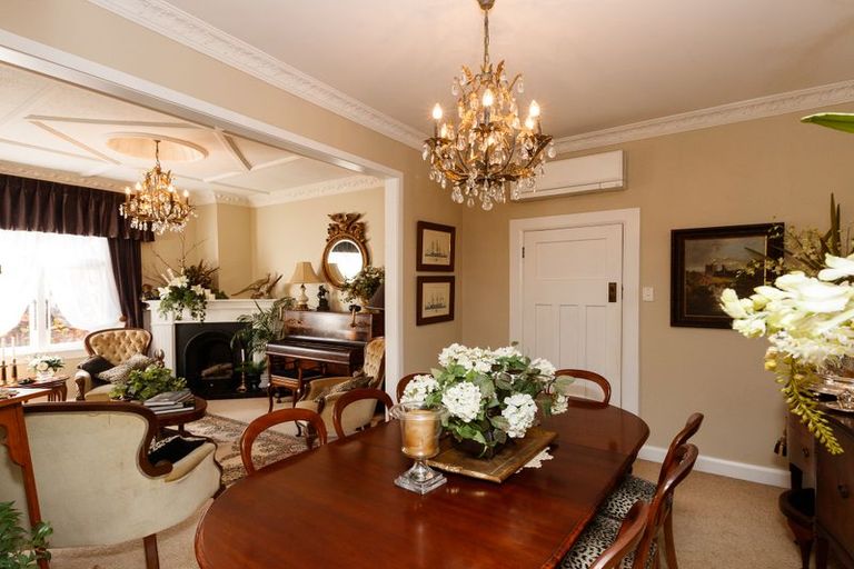 Photo of property in 10 Milverton Avenue, Hokowhitu, Palmerston North, 4410