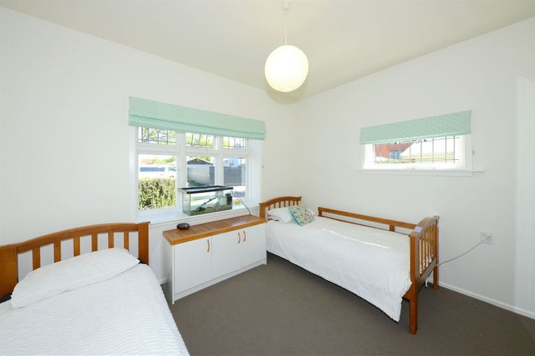 Photo of property in 1/68 Searells Road, Strowan, Christchurch, 8052