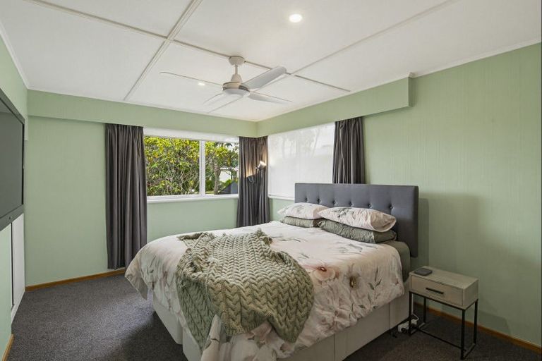 Photo of property in 28 Marlborough Street, Levin, 5510
