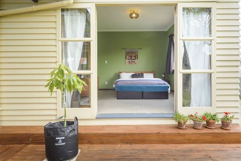 Photo of property in 11 Park Road, West End, Palmerston North, 4412