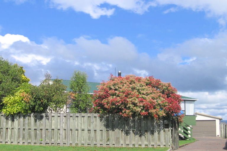 Photo of property in 6 Bronte Place, Owhata, Rotorua, 3010