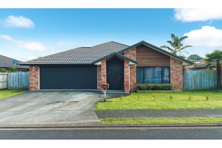 Photo of property in 8 Puketi Lane, Waiuku, 2123