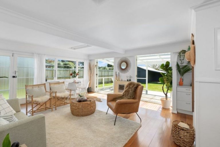 Photo of property in 45 Te Moana Road, Waikanae Beach, Waikanae, 5036