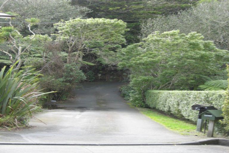 Photo of property in 9 Masefield Way, Karori, Wellington, 6012