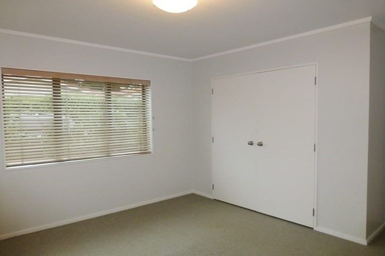 Photo of property in 11b Ross Crescent, Orewa, 0931