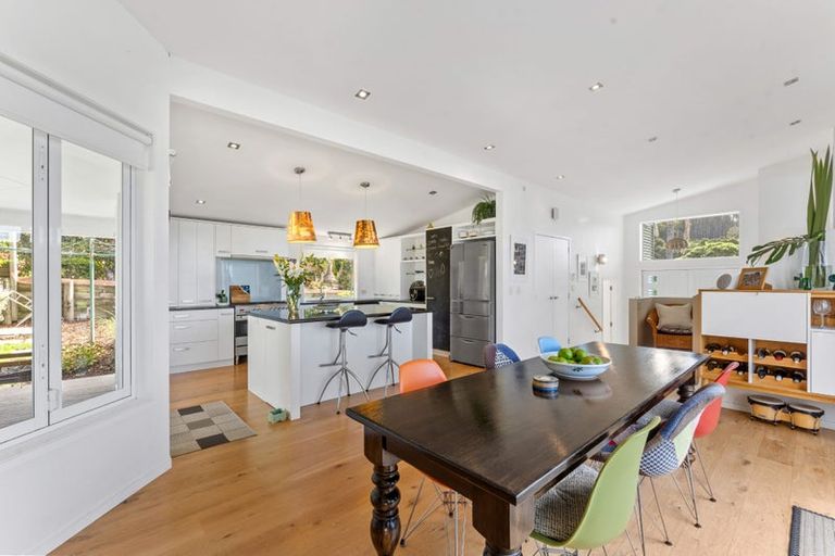 Photo of property in 79 Hauraki Road, Leigh, Warkworth, 0985