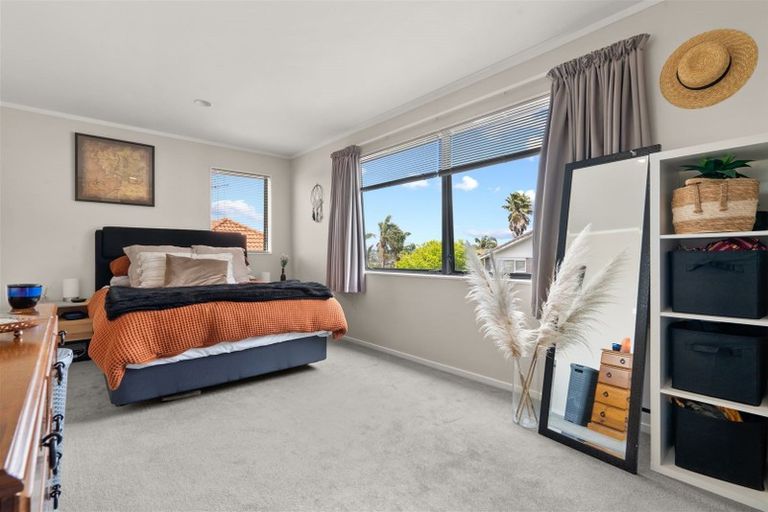 Photo of property in 1/8 Kells Place, Botany Downs, Auckland, 2010