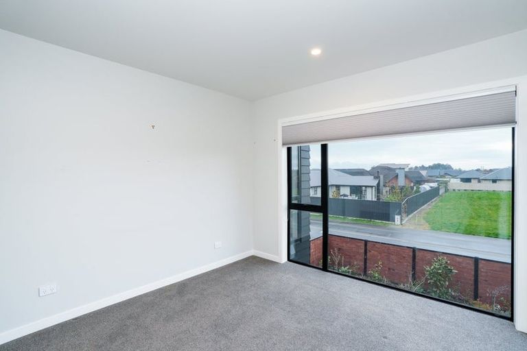 Photo of property in 77 Richfield Drive, Waikiwi, Invercargill, 9810