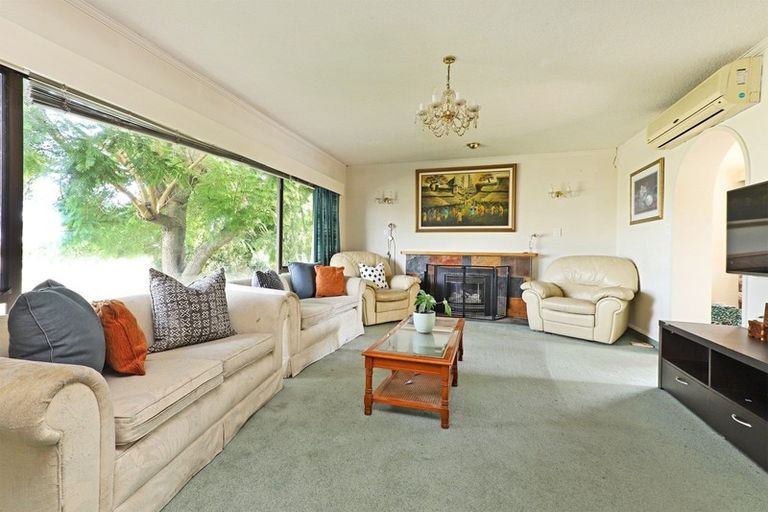 Photo of property in 24 Caxton Street, Onekawa, Napier, 4110