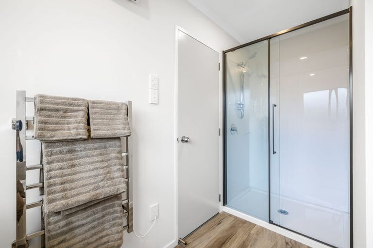 Photo of property in 121 Prestons Road, Redwood, Christchurch, 8051