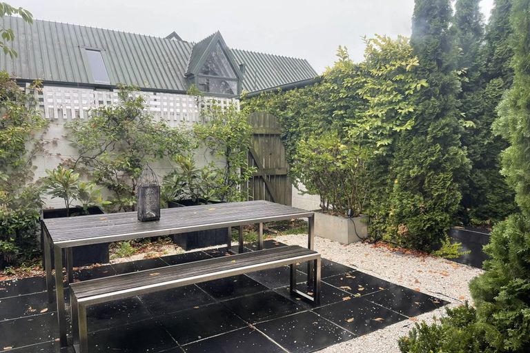 Photo of property in 1/12 Shrewsbury Street, Merivale, Christchurch, 8014
