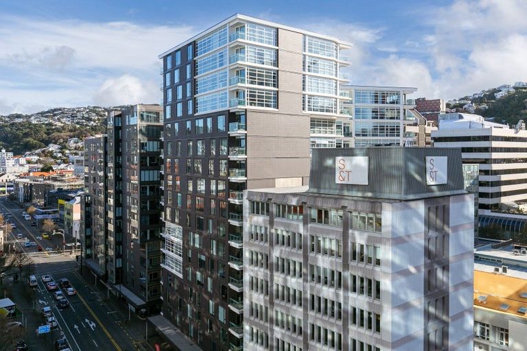 Photo of property in Pinnacle Apartments, E406/160 Victoria Street, Te Aro, Wellington, 6011