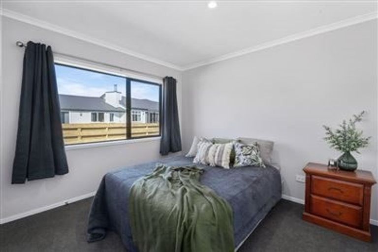 Photo of property in 27 Pukeko Way, Kinloch, Taupo, 3377