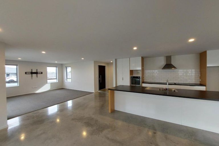 Photo of property in 61 Cyrus Street, Whalers Gate, New Plymouth, 4310