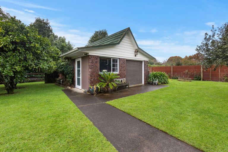 Photo of property in 9b Dalbeth Place, Matangi, Hamilton, 3284