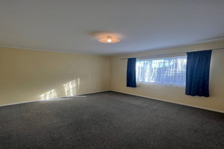 Photo of property in 5 Tampin Road, Hillpark, Auckland, 2102