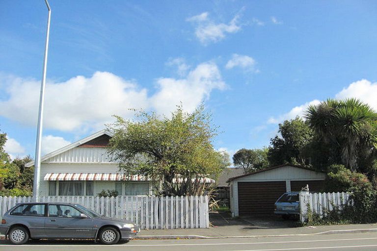 Photo of property in 2/233 Waimairi Road, Ilam, Christchurch, 8041