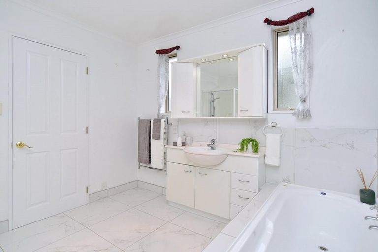 Photo of property in 48 Broomfield Terrace, Burwood, Christchurch, 8061