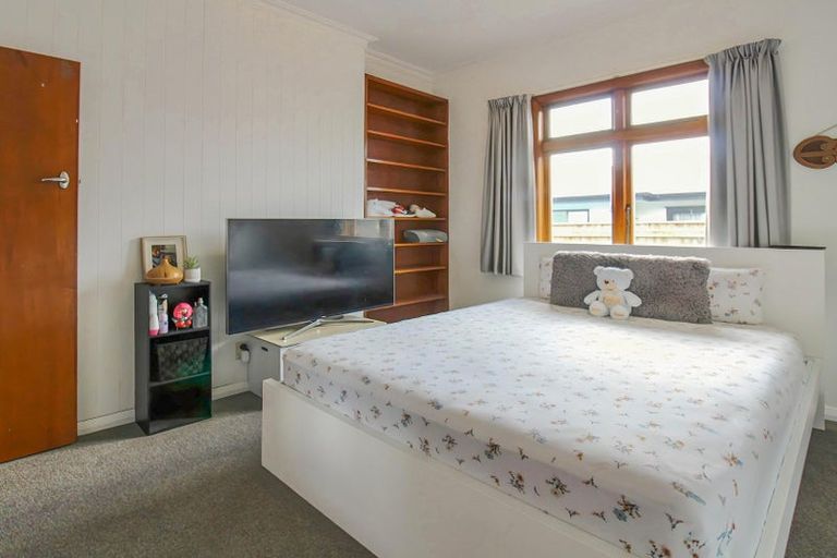 Photo of property in 203 Bath Street, Levin, 5510