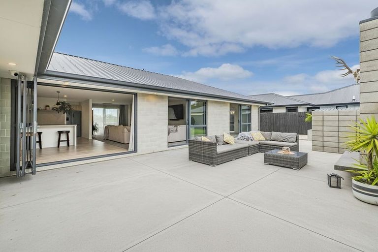 Photo of property in 8 Perendale Place, Kirwee, 7571