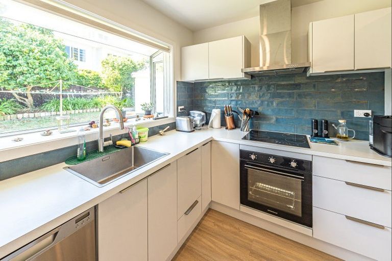 Photo of property in 26 Parkes Avenue, Saint Johns Hill, Whanganui, 4501