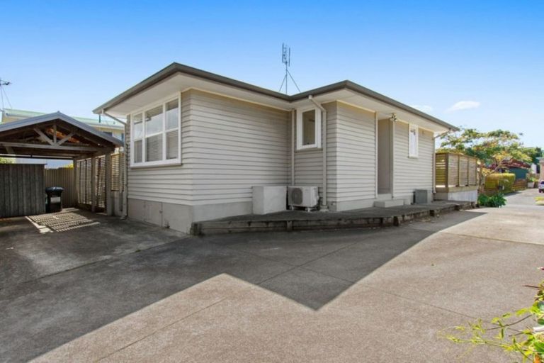 Photo of property in 94a Valley Road, Mount Maunganui, 3116