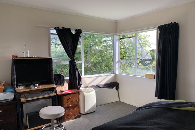 Photo of property in 11 Whitford Avenue, Mount Wellington, Auckland, 1060