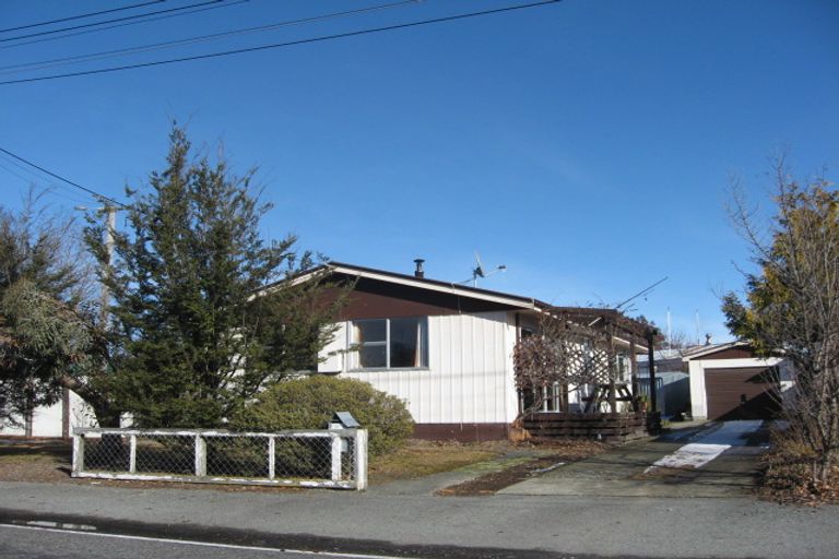 Photo of property in 18 Mount Cook Street, Twizel, 7901