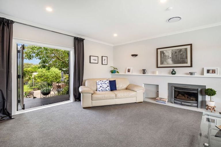 Photo of property in 5 Wigan Place, Hokowhitu, Palmerston North, 4410