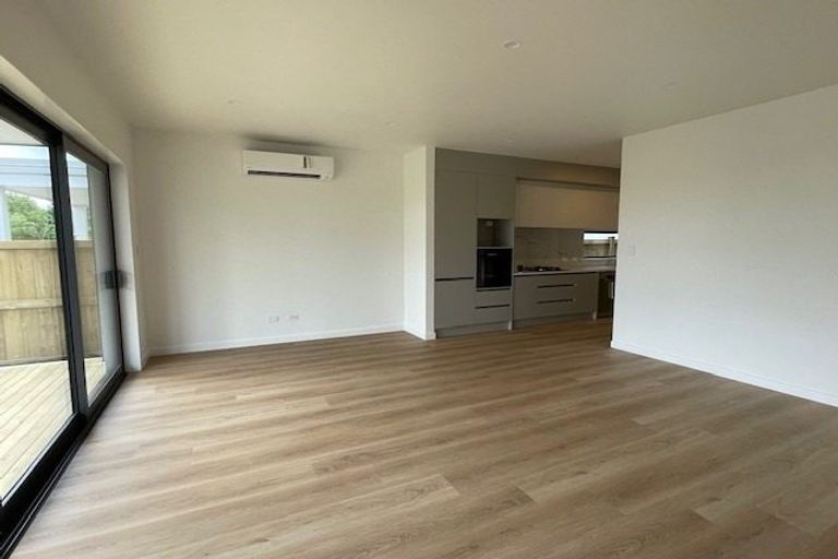 Photo of property in 9 Yellow Pear Lane, Karaka, 2578