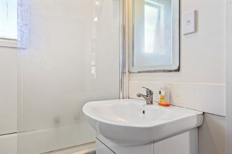 Photo of property in 4/28 Elizabeth Street, Riccarton, Christchurch, 8041