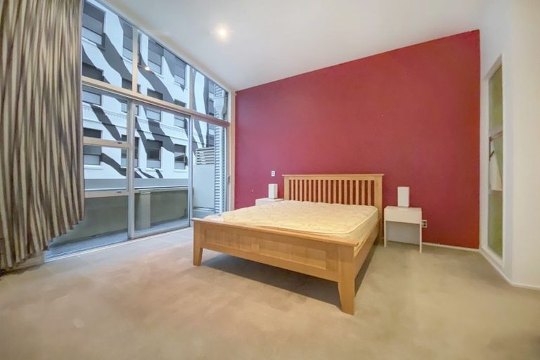Photo of property in Hb Apartments, 1/3 Holland Street, Te Aro, Wellington, 6011