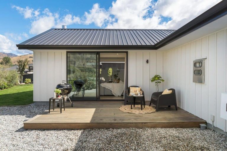 Photo of property in 8 Headley Drive, Lower Shotover, Queenstown, 9304