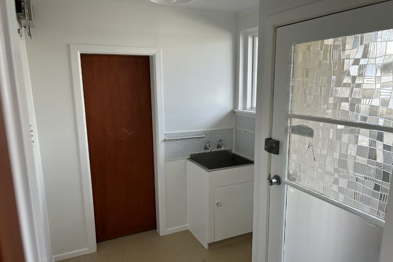 Photo of property in 12 Ruakaka Street, Hornby, Christchurch, 8042