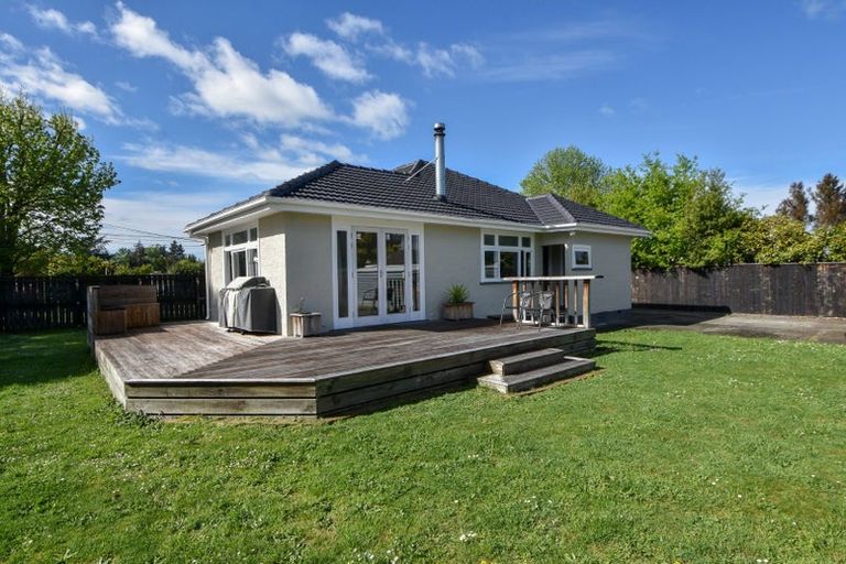 Photo of property in 17 Dixon Street, Carterton, 5713