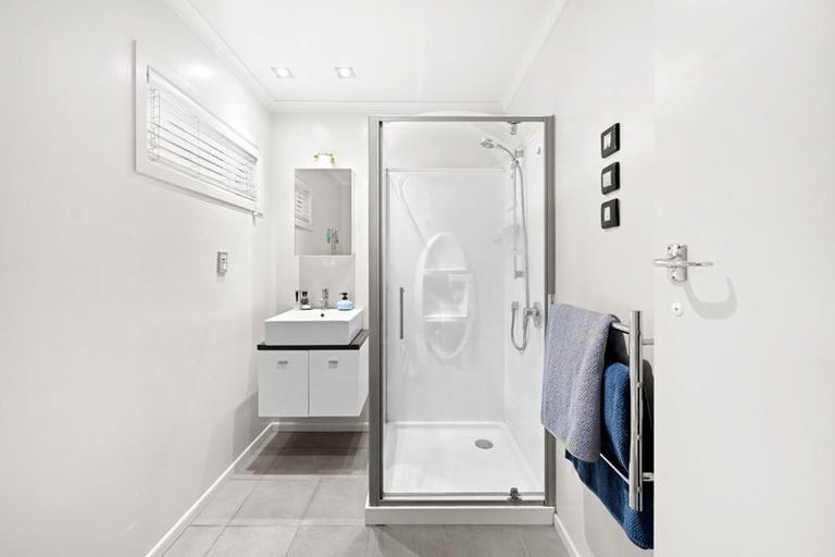 Photo of property in 6 Tudor Crescent, Chedworth, Hamilton, 3210